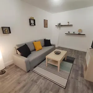 https://centre-ville-gare-jardin-wilson-chteau-bourbon.hotels-rhonealpes.com