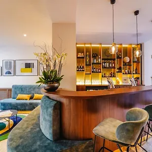Отель Timhotel Invalides Eiffel