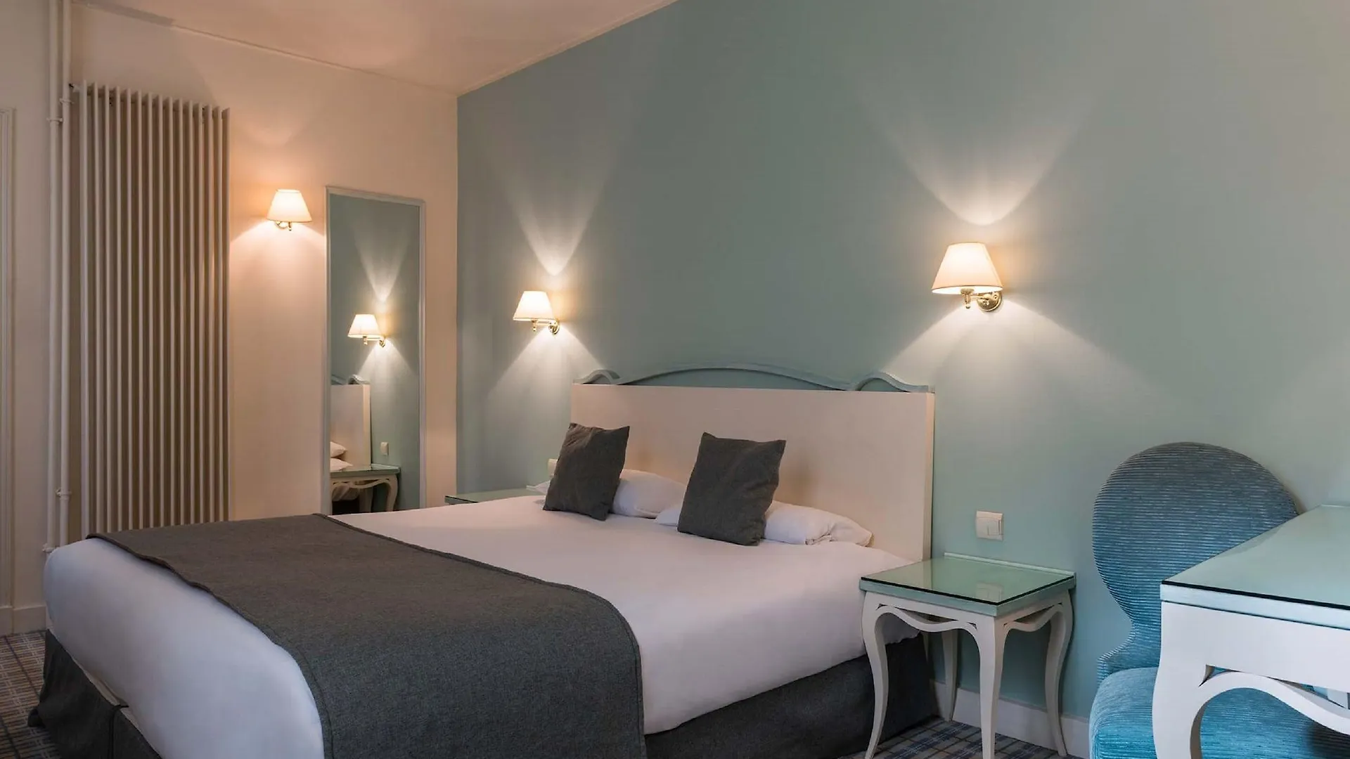 Hotel Etoile Saint Ferdinand By Happyculture Paris