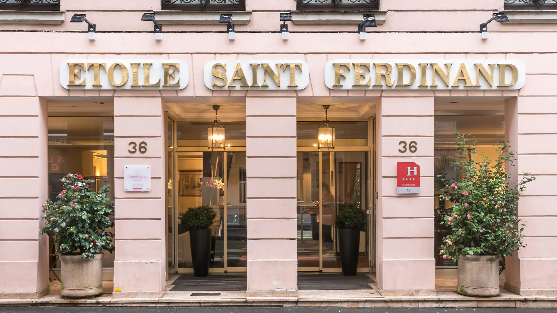 ****  Hotel Etoile Saint Ferdinand By Happyculture Paris France