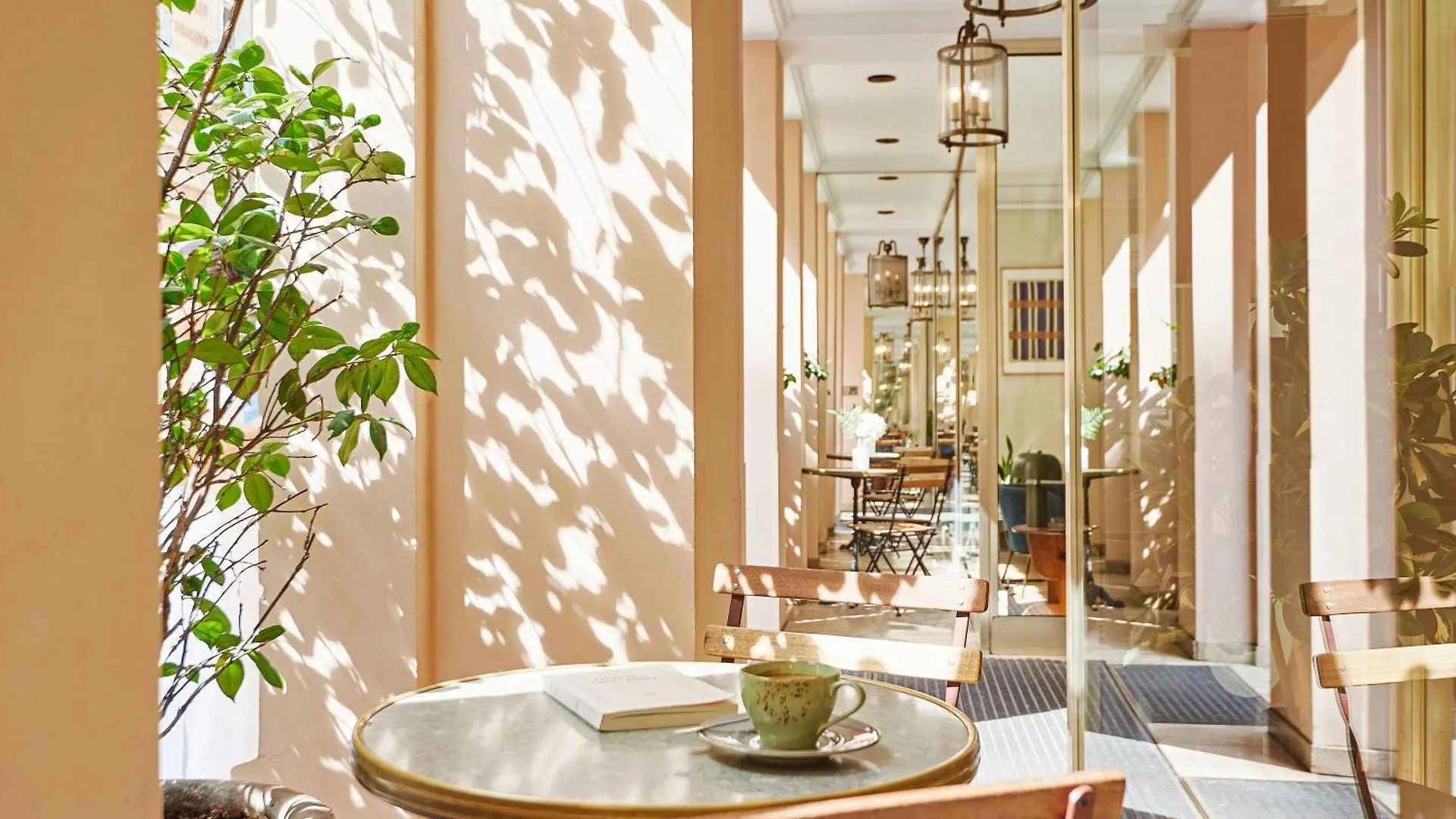 Hotel Etoile Saint Ferdinand By Happyculture Paris France