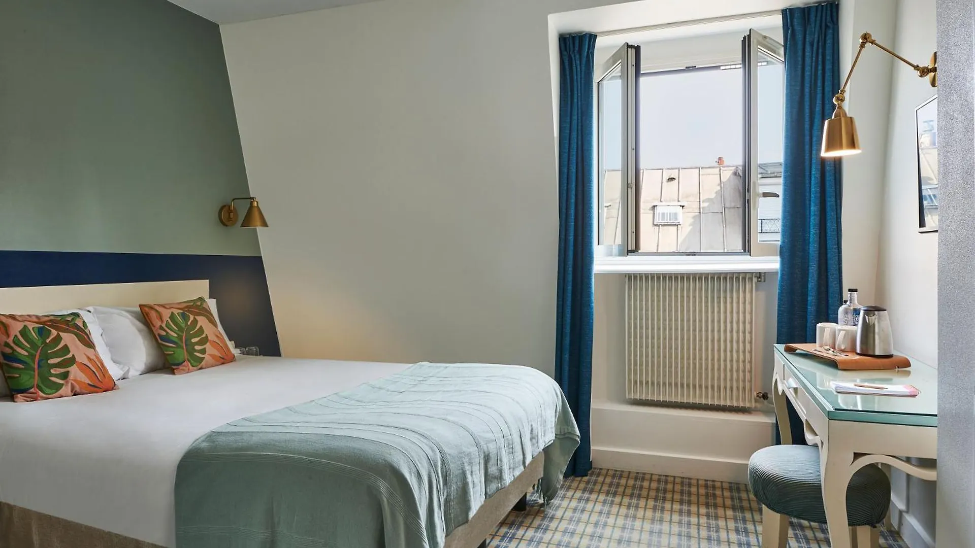 Hotel Etoile Saint Ferdinand By Happyculture Paris 4*,