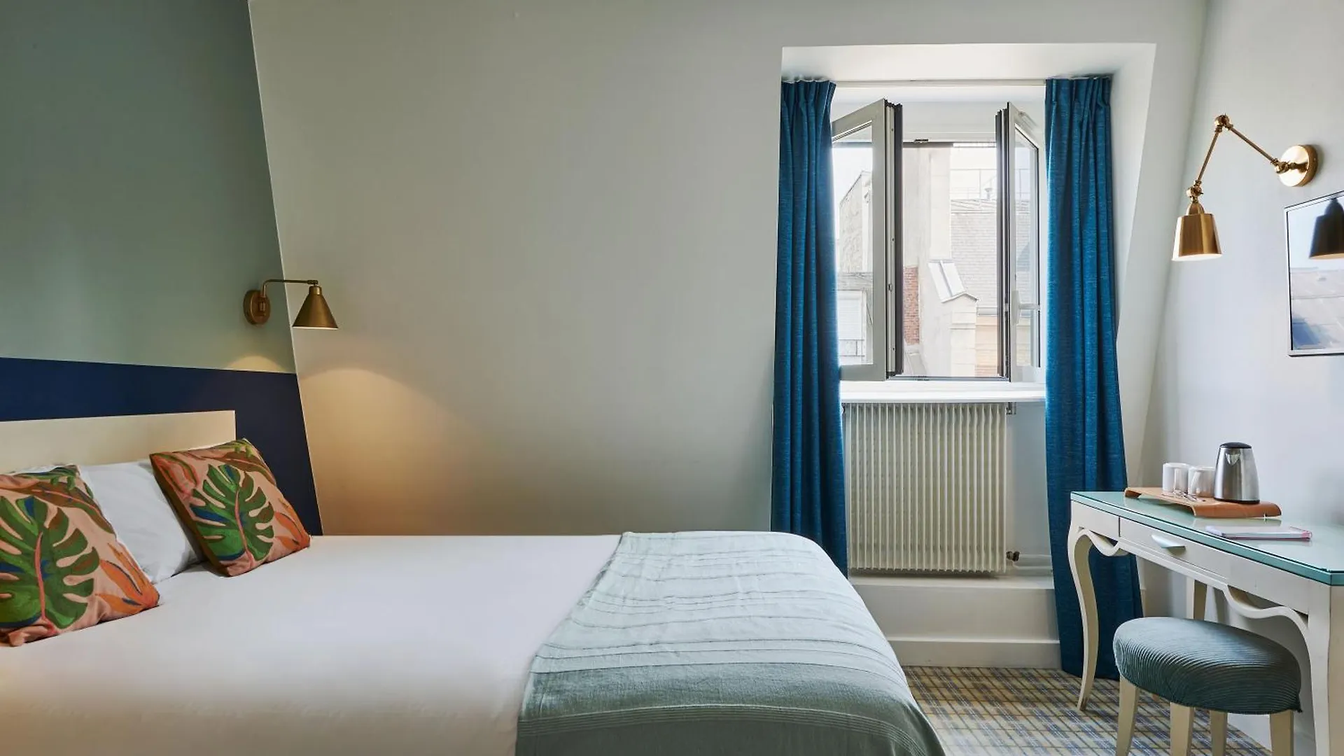Hotel Etoile Saint Ferdinand By Happyculture Paris France