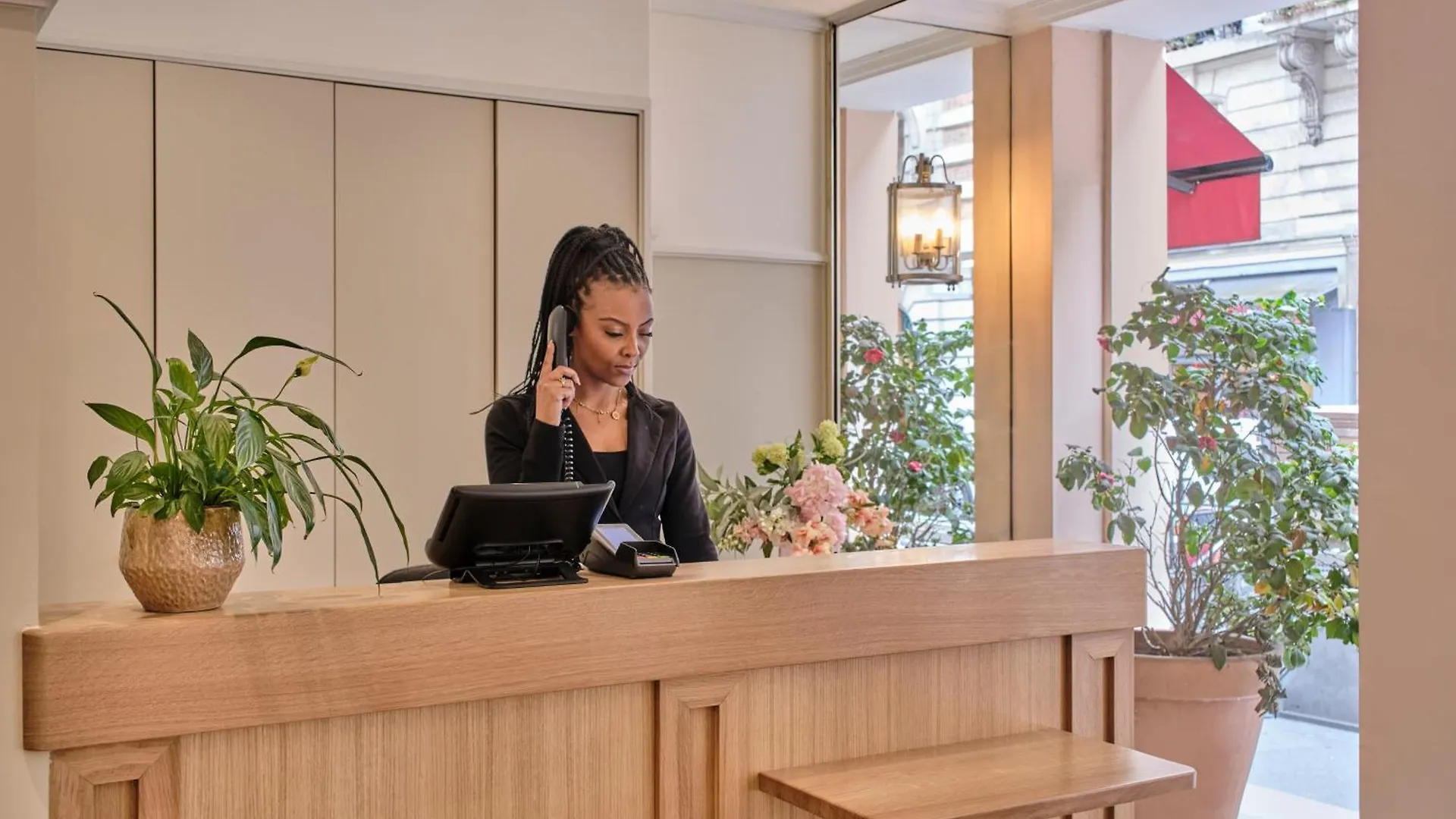 Hotel Etoile Saint Ferdinand By Happyculture Paris France