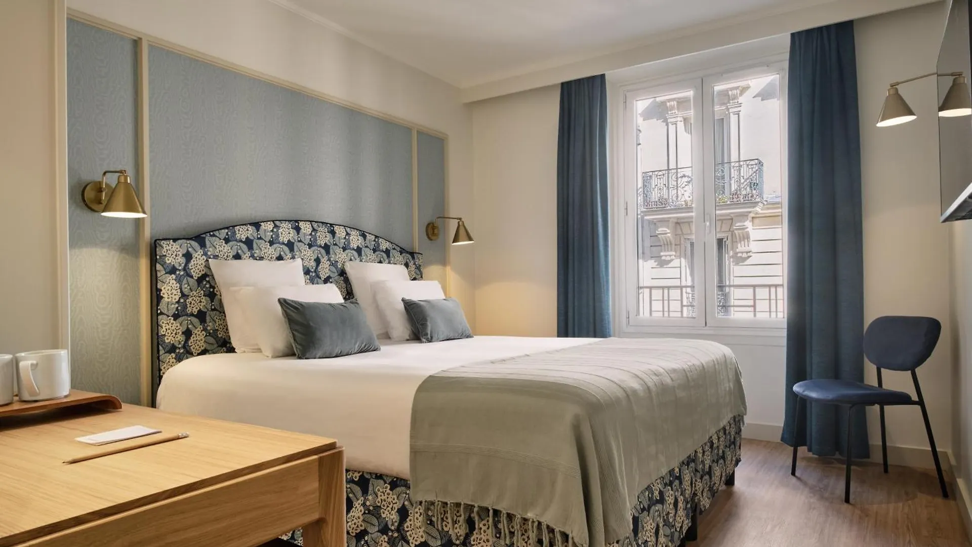 Hotel Etoile Saint Ferdinand By Happyculture Paris
