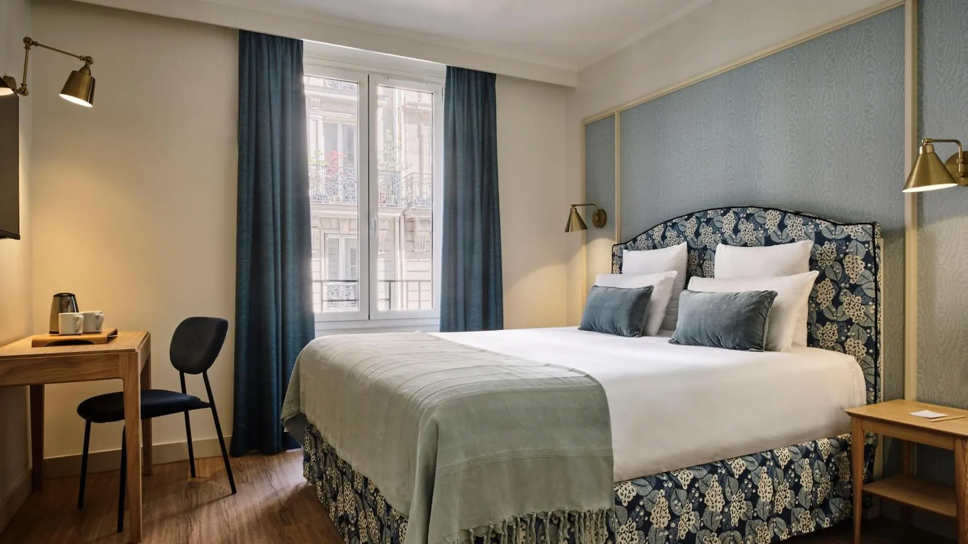 Hotel Etoile Saint Ferdinand By Happyculture Paris