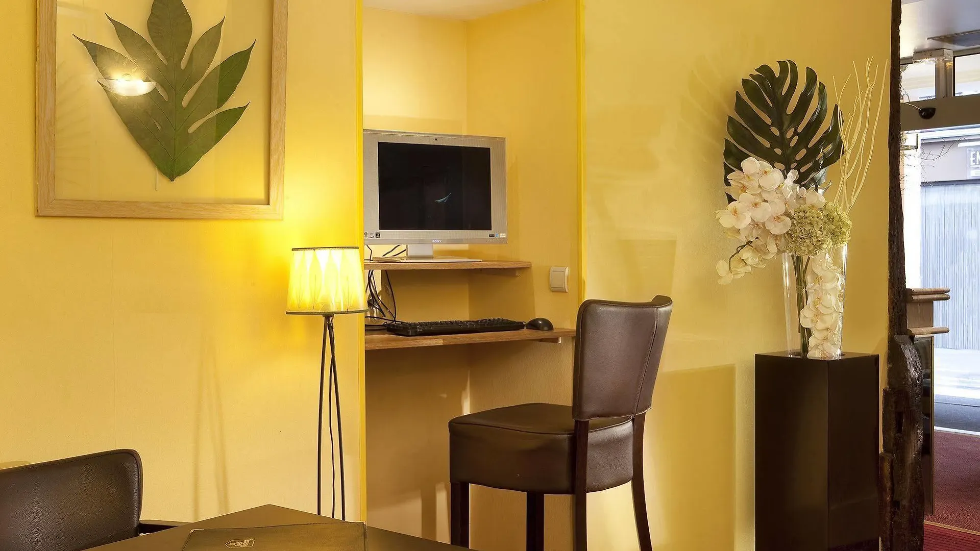 Hotel Etoile Saint Ferdinand By Happyculture Paris